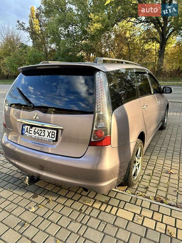 Мінівен Mitsubishi Grandis 2006 в Нікополі