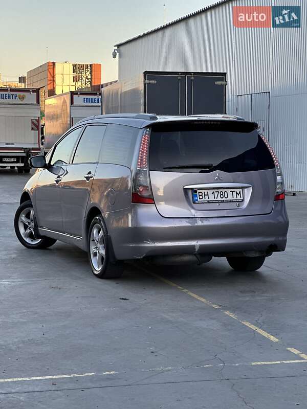 Мінівен Mitsubishi Grandis 2005 в Одесі фото 4 Мінівен Mitsubishi Grandis 2005 в Одесі