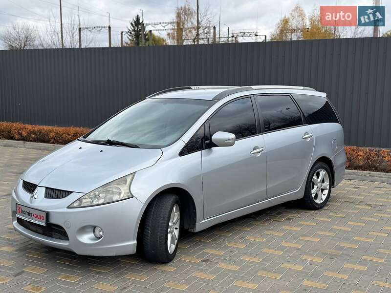Минивэн Mitsubishi Grandis 2008 в Виннице фото 5 Минивэн Mitsubishi Grandis 2008 в Виннице
