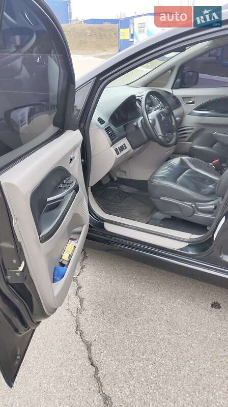 Мінівен Mitsubishi Grandis 2006 в Києві фото 21 Мінівен Mitsubishi Grandis 2006 в Києві