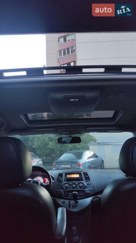 Мінівен Mitsubishi Grandis 2006 в Києві фото 25 Мінівен Mitsubishi Grandis 2006 в Києві