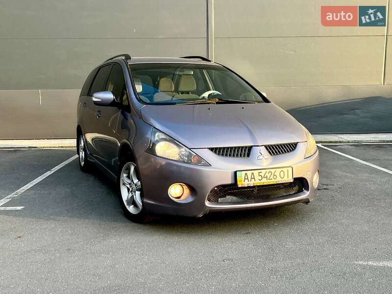 Минивэн Mitsubishi Grandis 2004 в Борисполе фото 7 Минивэн Mitsubishi Grandis 2004 в Борисполе