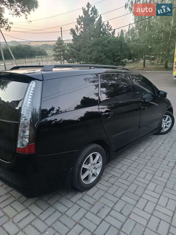Минивэн Mitsubishi Grandis 2005 в Ровно фото 6 Минивэн Mitsubishi Grandis 2005 в Ровно