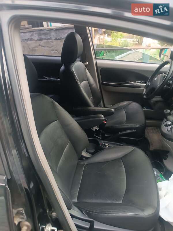 Минивэн Mitsubishi Grandis 2005 в Ровно фото 28 Минивэн Mitsubishi Grandis 2005 в Ровно