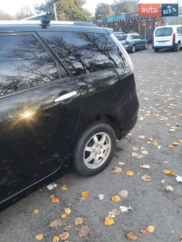 Минивэн Mitsubishi Grandis 2008 в Умани