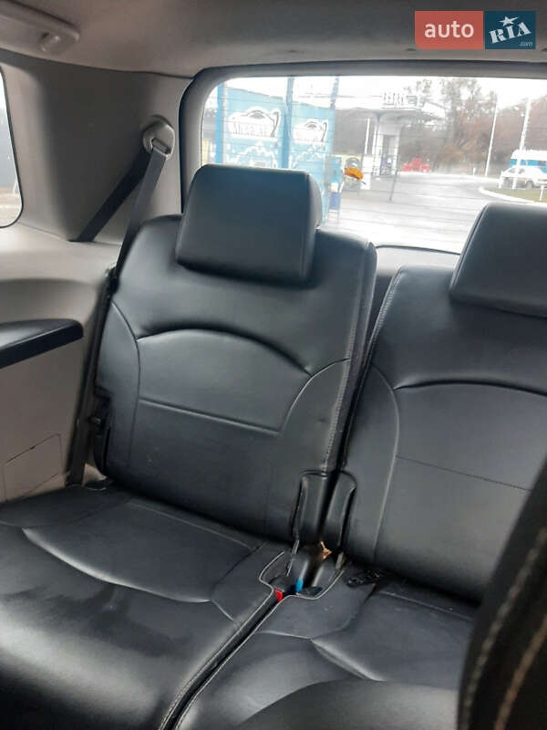 Минивэн Mitsubishi Grandis 2008 в Умани