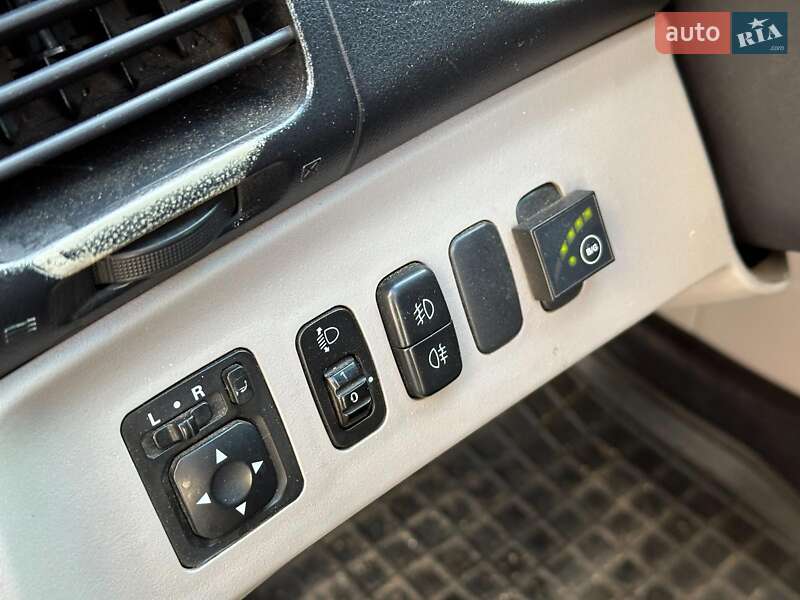 Мінівен Mitsubishi Grandis 2006 в Львові