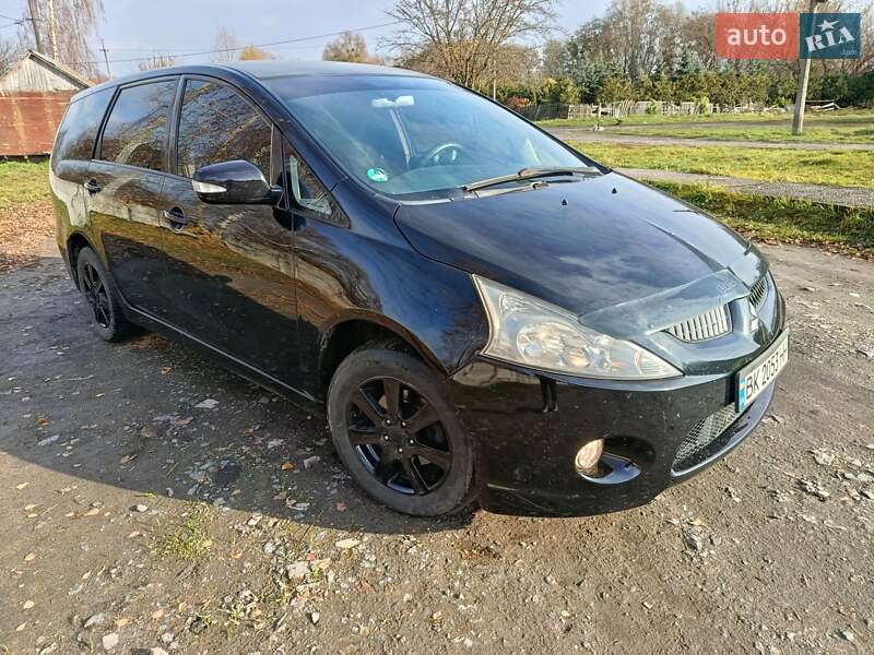 Минивэн Mitsubishi Grandis 2008 в Остроге фото 2 Минивэн Mitsubishi Grandis 2008 в Остроге