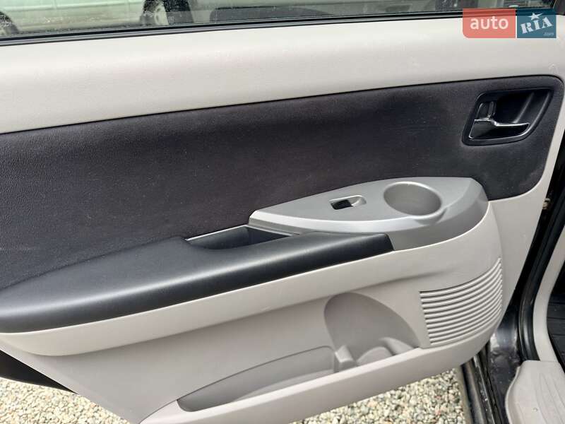 Минивэн Mitsubishi Grandis 2008 в Сумах