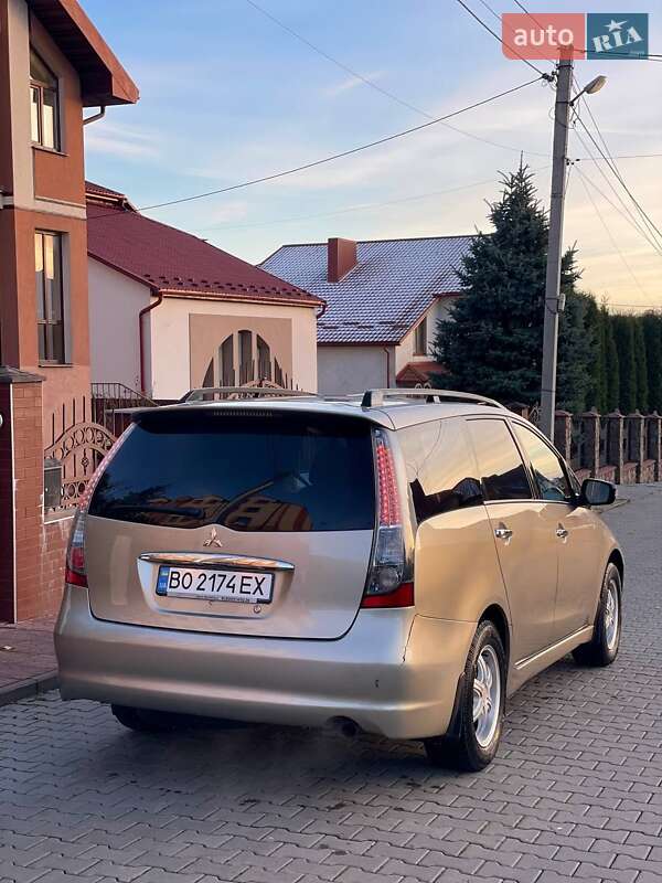 Минивэн Mitsubishi Grandis 2007 в Тернополе