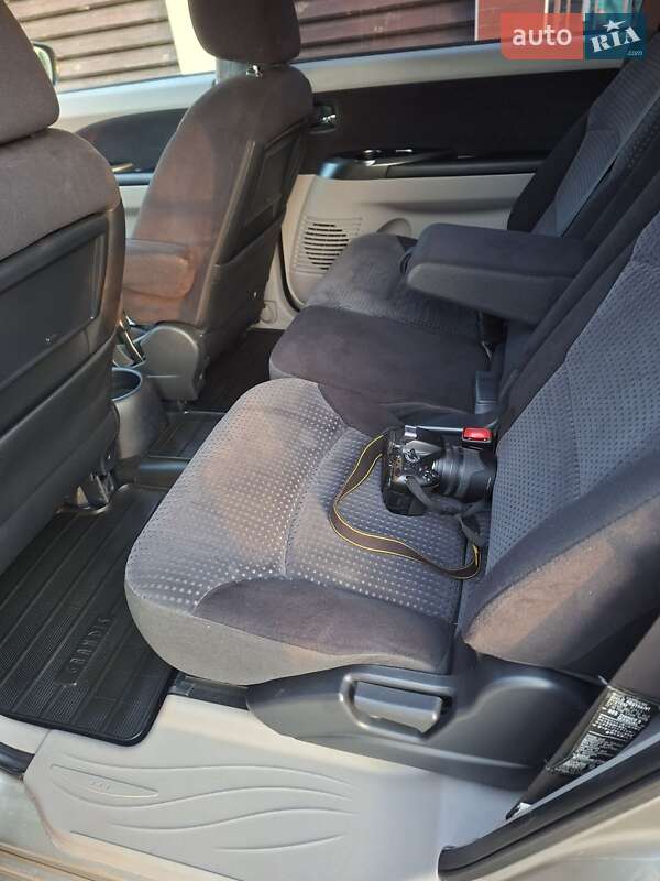 Минивэн Mitsubishi Grandis 2007 в Тернополе