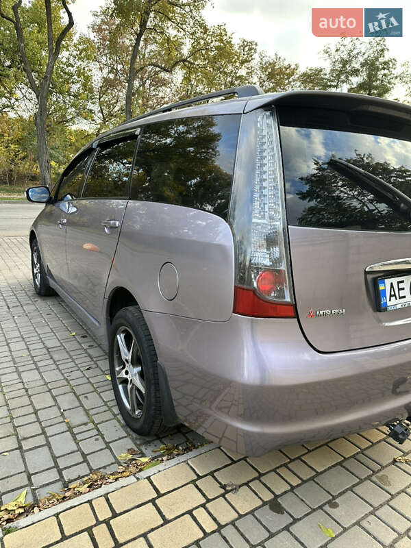 Мінівен Mitsubishi Grandis 2006 в Нікополі