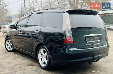 Минивэн Mitsubishi Grandis 2007 в Каменском