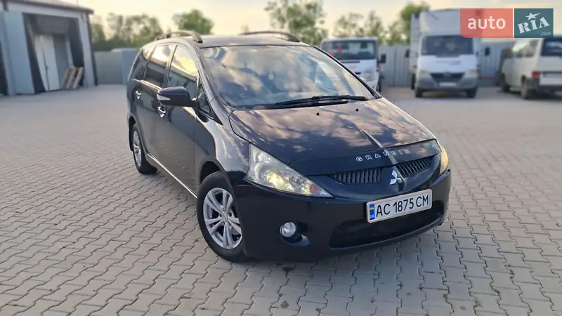 Mitsubishi Grandis 2008