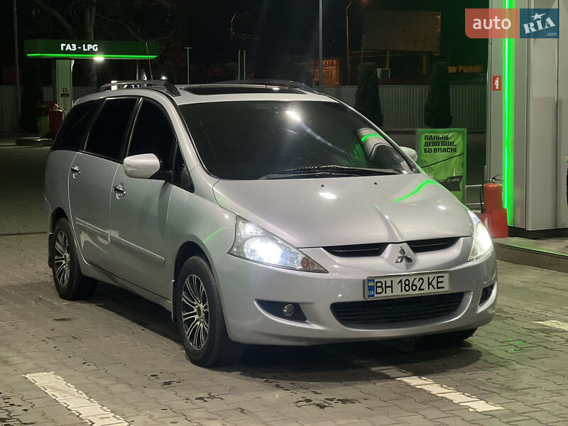 Mitsubishi Grandis 2007 Mitsubishi Grandis 2007