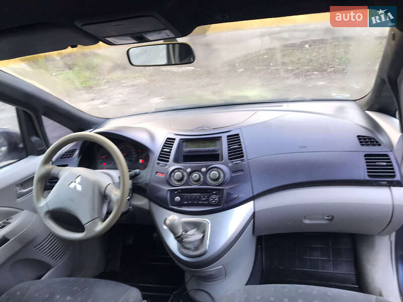 Минивэн Mitsubishi Grandis 2004 в Белой Церкви
