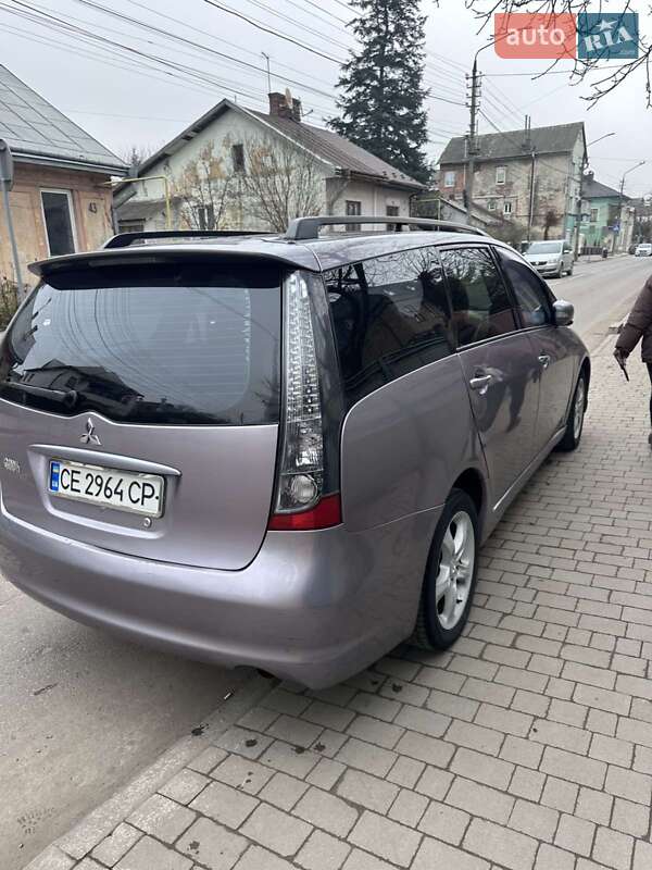 Минивэн Mitsubishi Grandis 2004 в Черновцах фото 4 Минивэн Mitsubishi Grandis 2004 в Черновцах