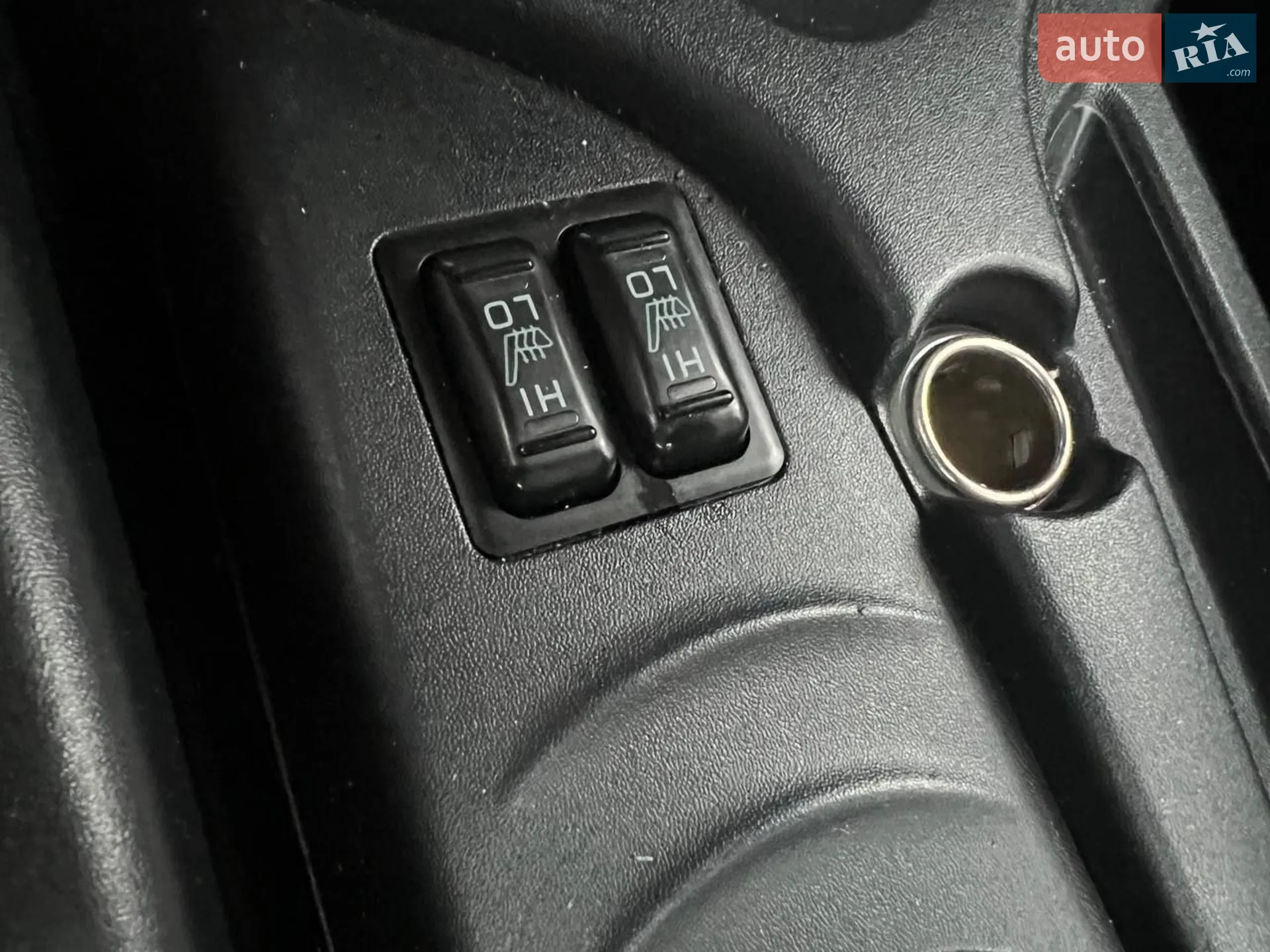2010 Mitsubishi Grandis - мініатюра 18