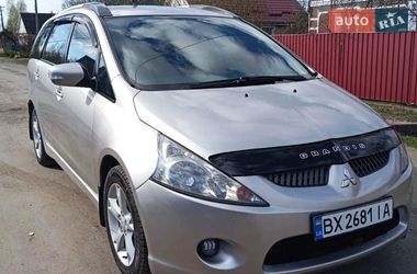 Мінівен Mitsubishi Grandis 2008 в Романіву