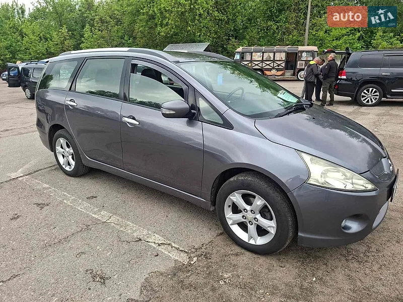 Mitsubishi Grandis