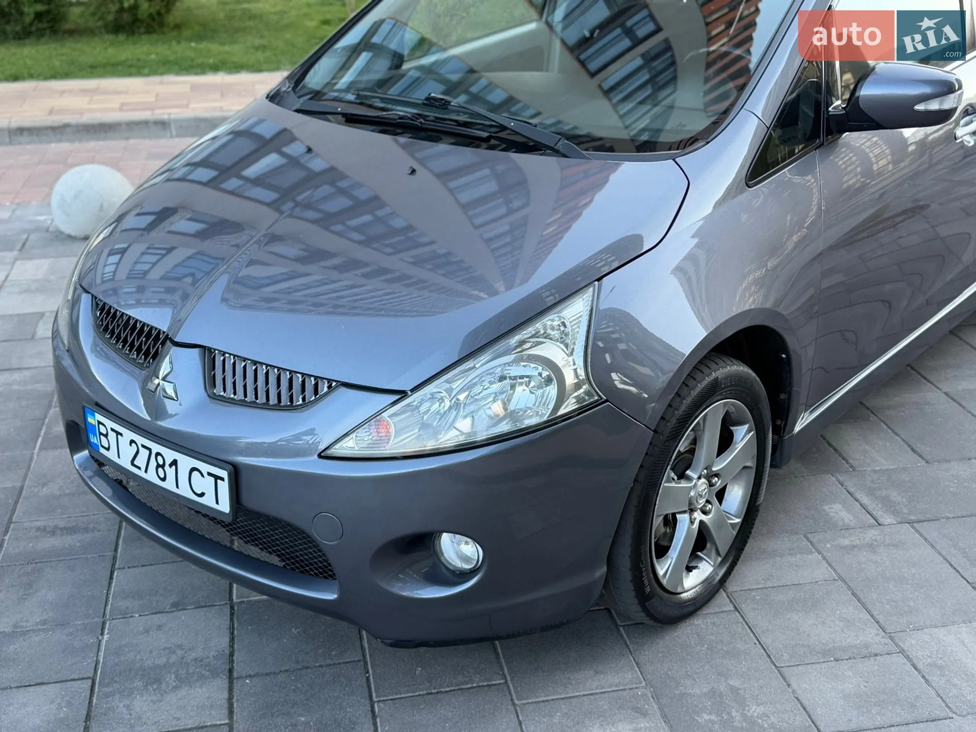 Mitsubishi Grandis 2008 VIN JMBLRNA4W8Z002810 фото оголошення 2 з 30