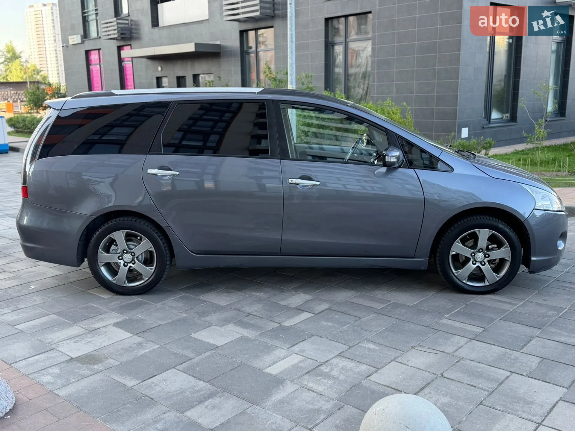 Mitsubishi Grandis 2008 VIN JMBLRNA4W8Z002810 фото оголошення 7 з 30