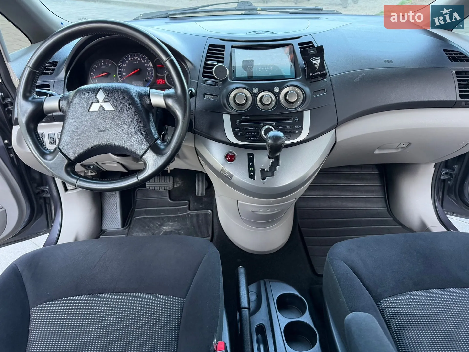 Mitsubishi Grandis 2008 VIN JMBLRNA4W8Z002810 фото оголошення 26 з 30