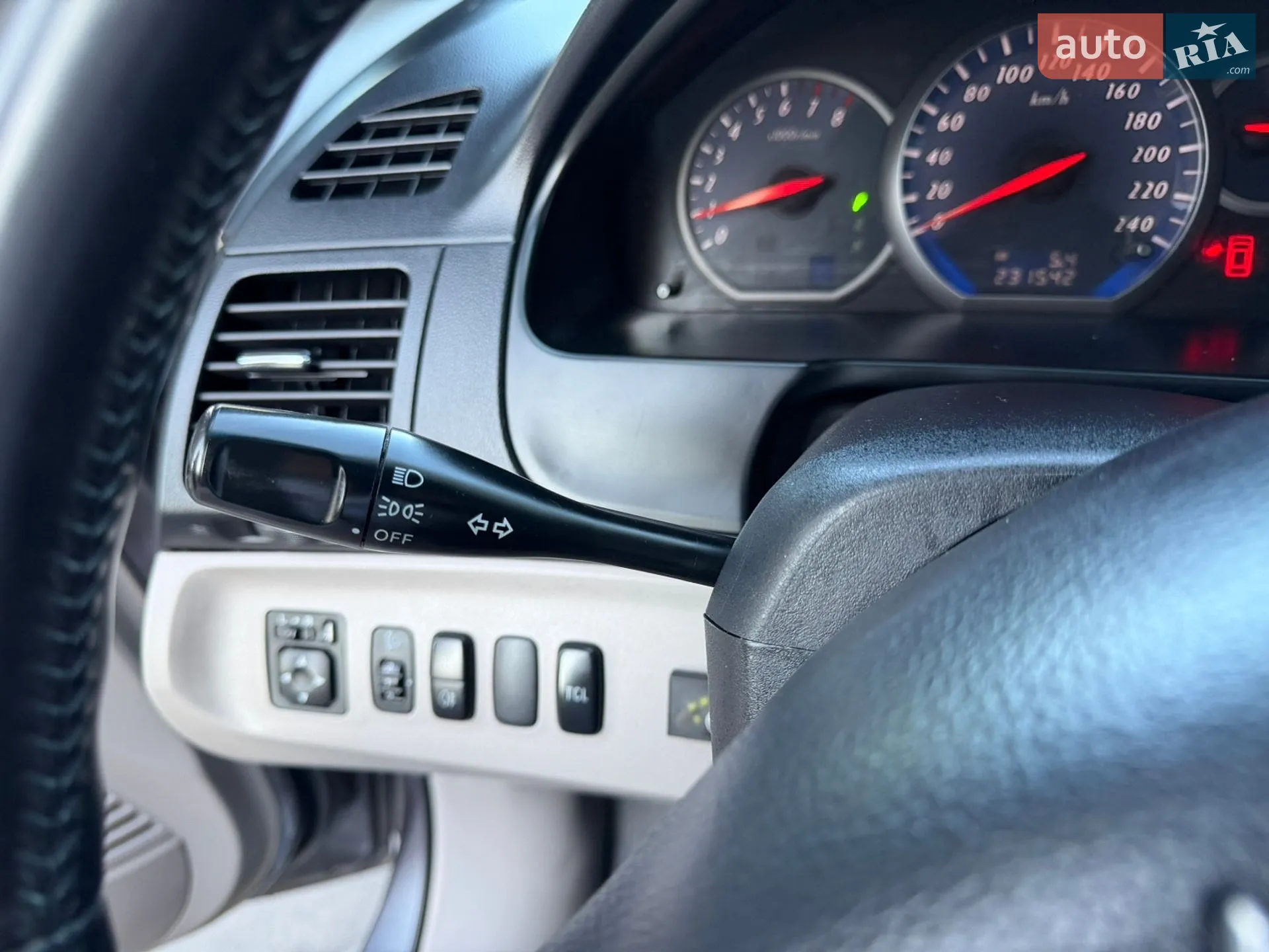 Mitsubishi Grandis 2008 VIN JMBLRNA4W8Z002810 фото оголошення 29 з 30