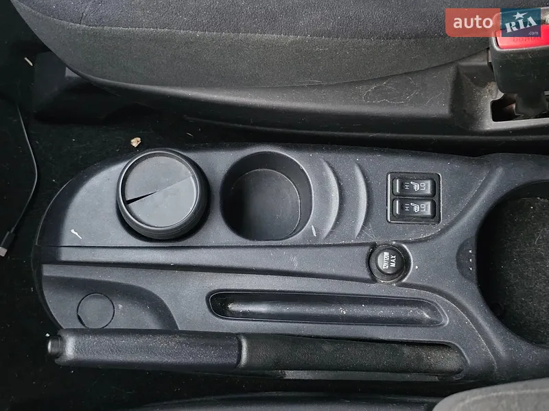 Mitsubishi Grandis 2008 VIN JMBLNNA4W8Z001342 фото оголошення 7 з 49