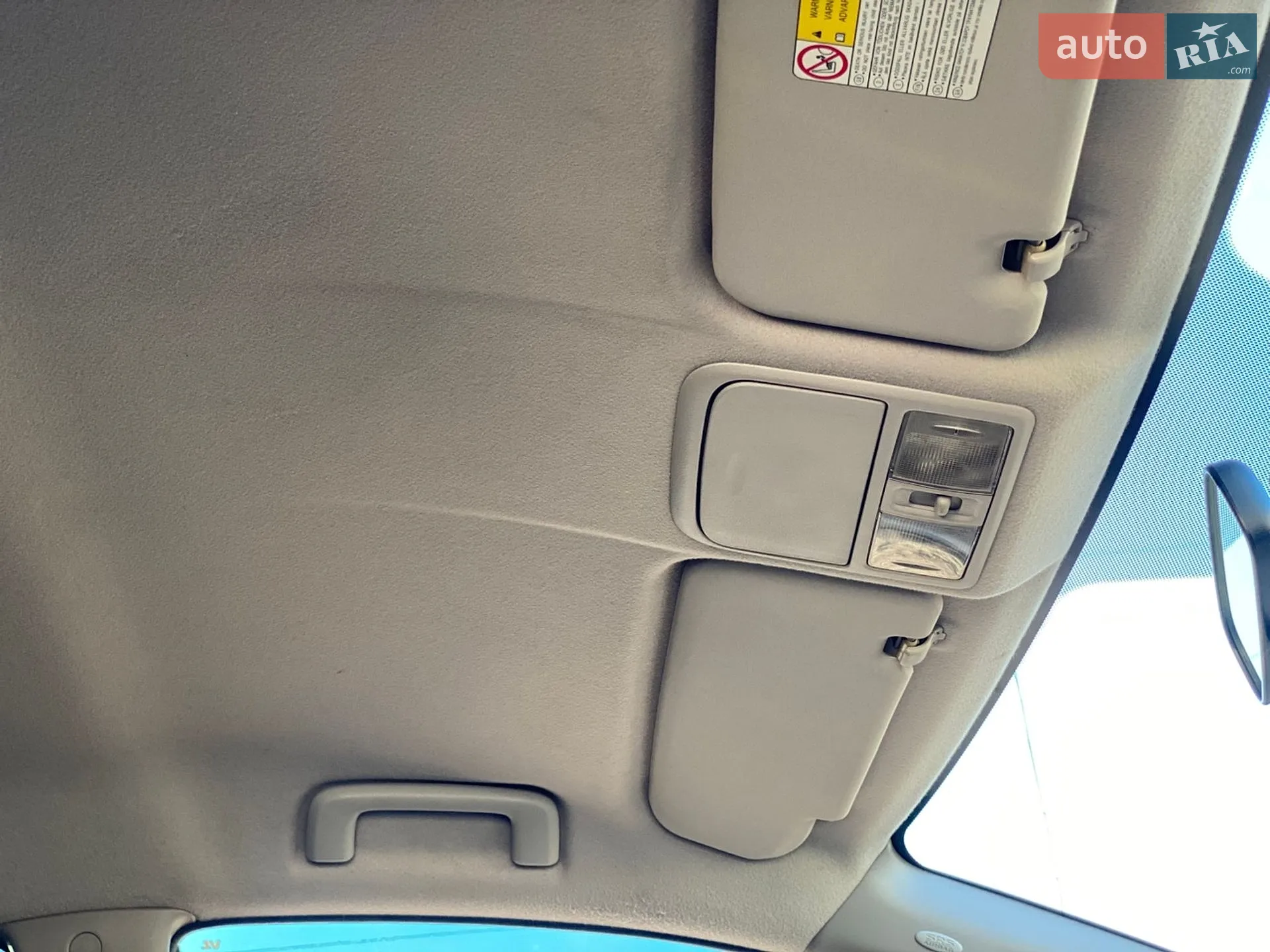 2011 Mitsubishi Grandis - мініатюра 30