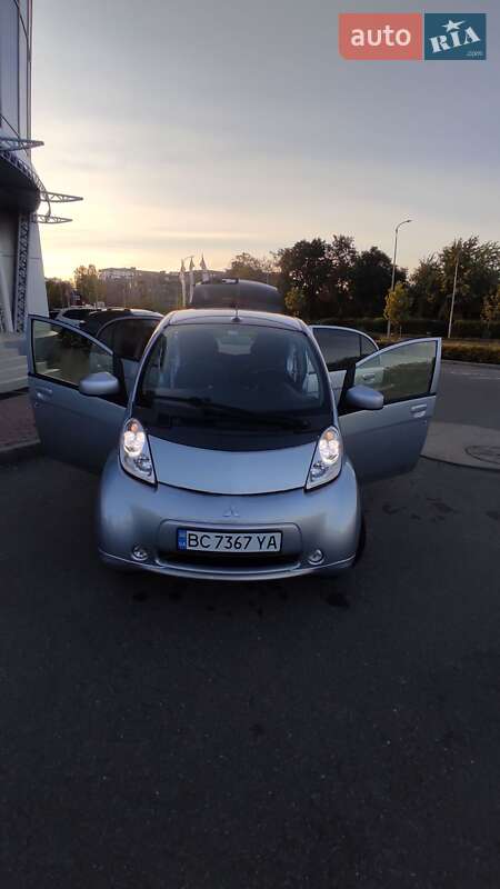 Хетчбек Mitsubishi i-MiEV 2014 в Львові