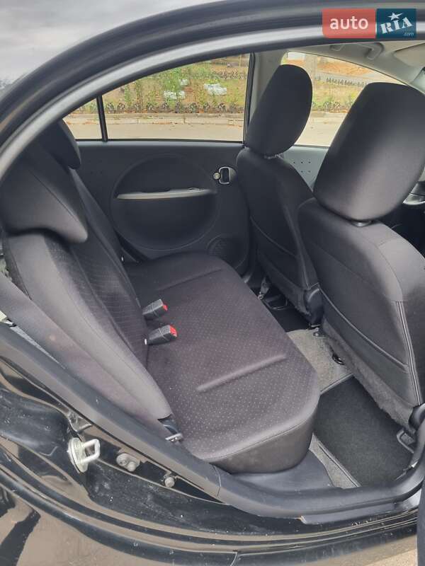 Хэтчбек Mitsubishi i-MiEV 2011 в Одессе