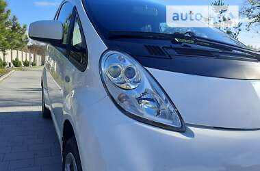 Хэтчбек Mitsubishi i-MiEV 2014 в 