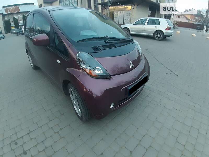 Хэтчбек Mitsubishi i-MiEV 2011 в Черновцах