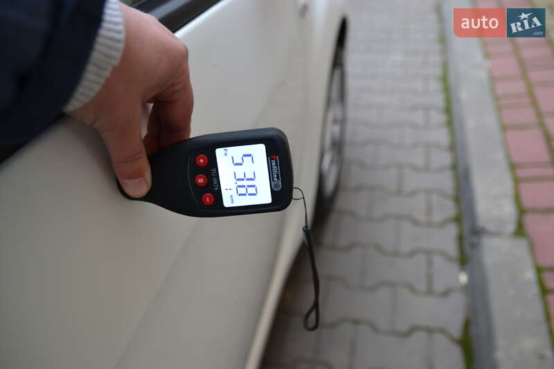 Хэтчбек Mitsubishi i-MiEV 2011 в Луцке