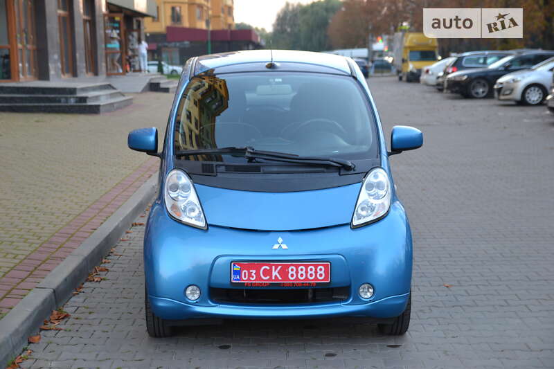 Хэтчбек Mitsubishi i-MiEV 2012 в Луцке