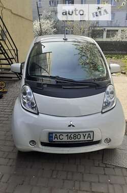 Хэтчбек Mitsubishi i-MiEV 2012 в Луцке