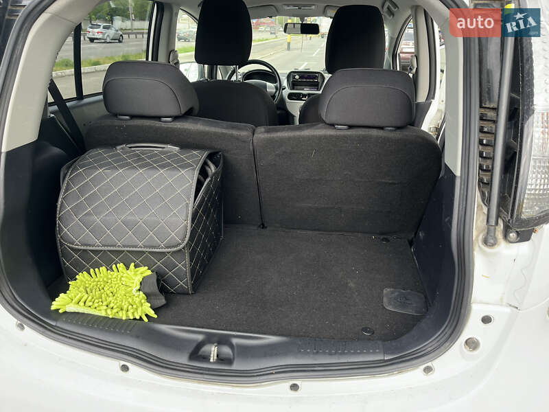 Хэтчбек Mitsubishi i-MiEV 2010 в Киеве