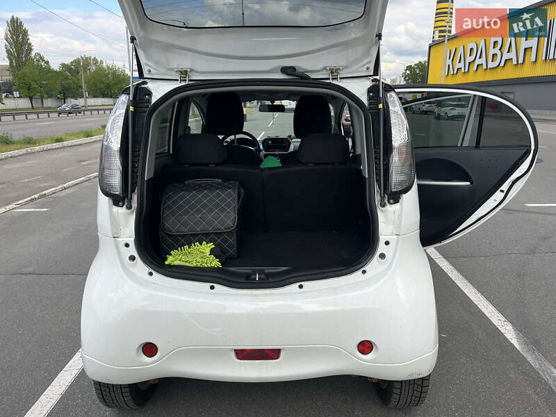 Хэтчбек Mitsubishi i-MiEV 2010 в Киеве
