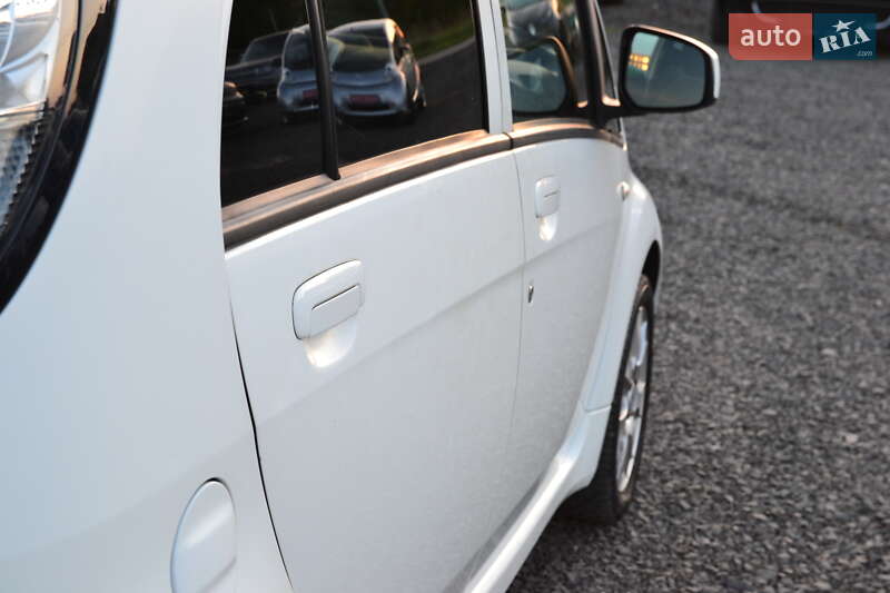Хетчбек Mitsubishi i-MiEV 2012 в Луцьку