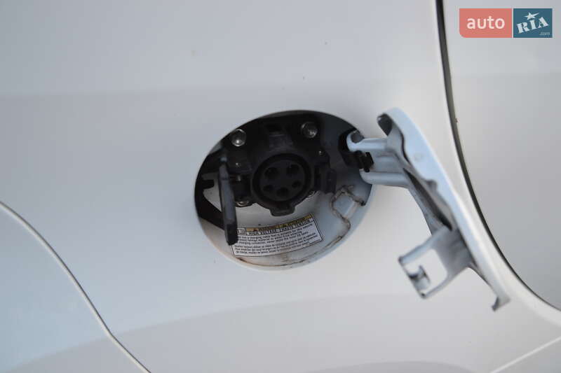 Хетчбек Mitsubishi i-MiEV 2012 в Луцьку