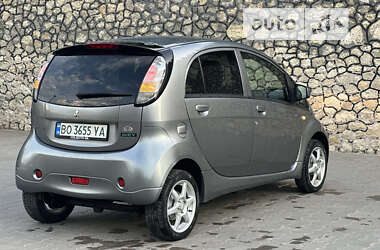 Хэтчбек Mitsubishi i-MiEV 2011 в Волочиске