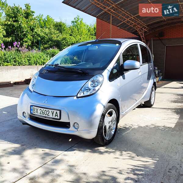 Mitsubishi i-MiEV 2015