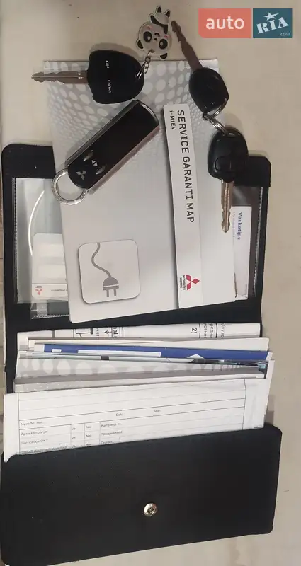 Хэтчбек Mitsubishi i-MiEV 2015 в Хмельницком документ