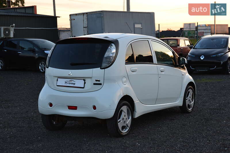 Хэтчбек Mitsubishi i-MiEV 2011 в Луцке