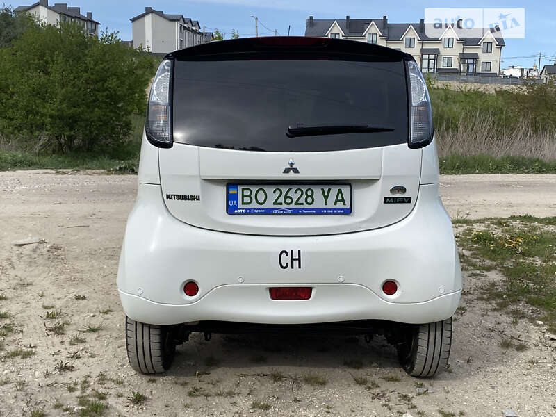 Хэтчбек Mitsubishi i-MiEV 2015 в Тернополе