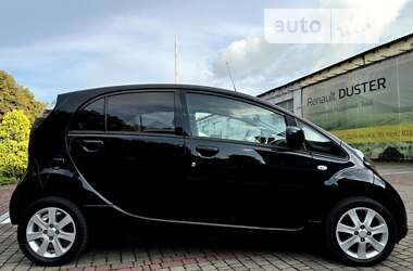 Хэтчбек Mitsubishi i-MiEV 2012 в 