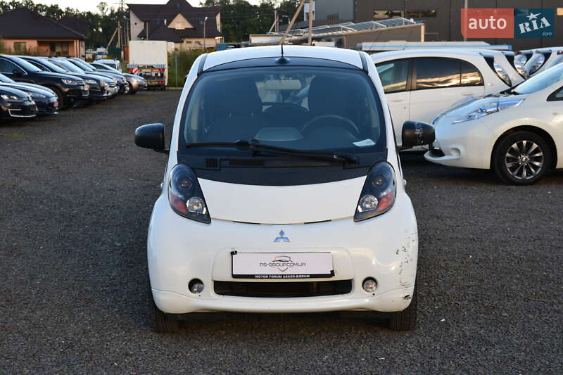 Хэтчбек Mitsubishi i-MiEV 2012 в Луцке