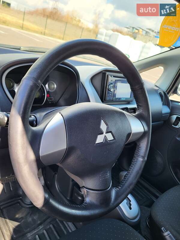 Хэтчбек Mitsubishi i-MiEV 2011 в Ровно