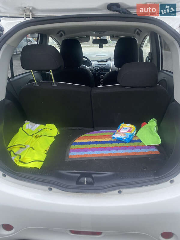 Хэтчбек Mitsubishi i-MiEV 2011 в Луцке